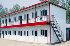 Two storey flat roof prefabricated house is widely used in temporary offices, meeting room, dormitory, shop, booth, toilet, storage, kitchen, shower room, and etc.